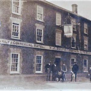 0042B The Bell hotel c 1905