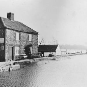 0012E Floods 1947 High Bridge