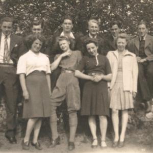0025P Lakenheath boys meet the Land Army girls on the Church Wall