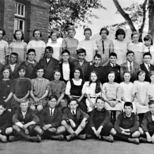 0045P Lakenheath School around 1927