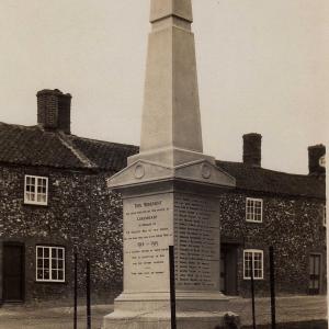 0070PL War Memorial 1923
