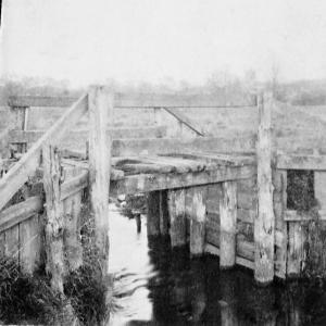 0078PL Camping Close bridge
