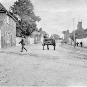0086PL High Street Lakenheath looking south from Hall Drive 1908