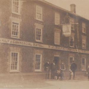 009PH The Bell hotel c 1905
