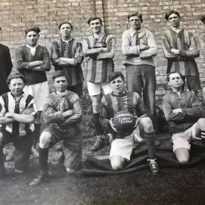 0019S Lakenheath junior football team 1926 27