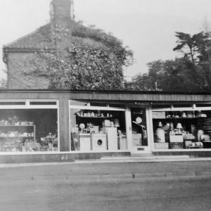 0023 WI Tom Rolphs Elestrical shop High st Lak